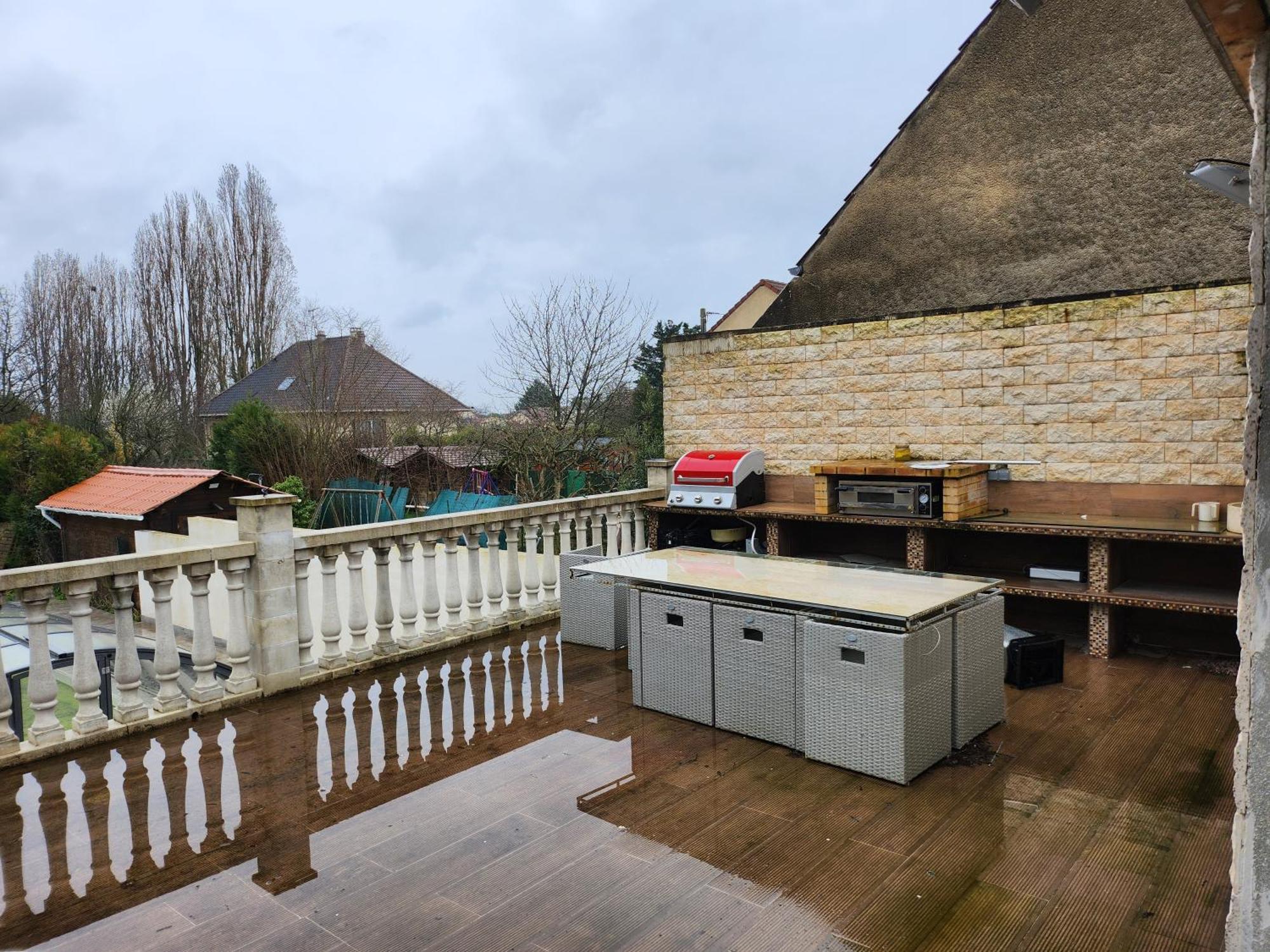 Villa Massenet Sarcelles Buitenkant foto